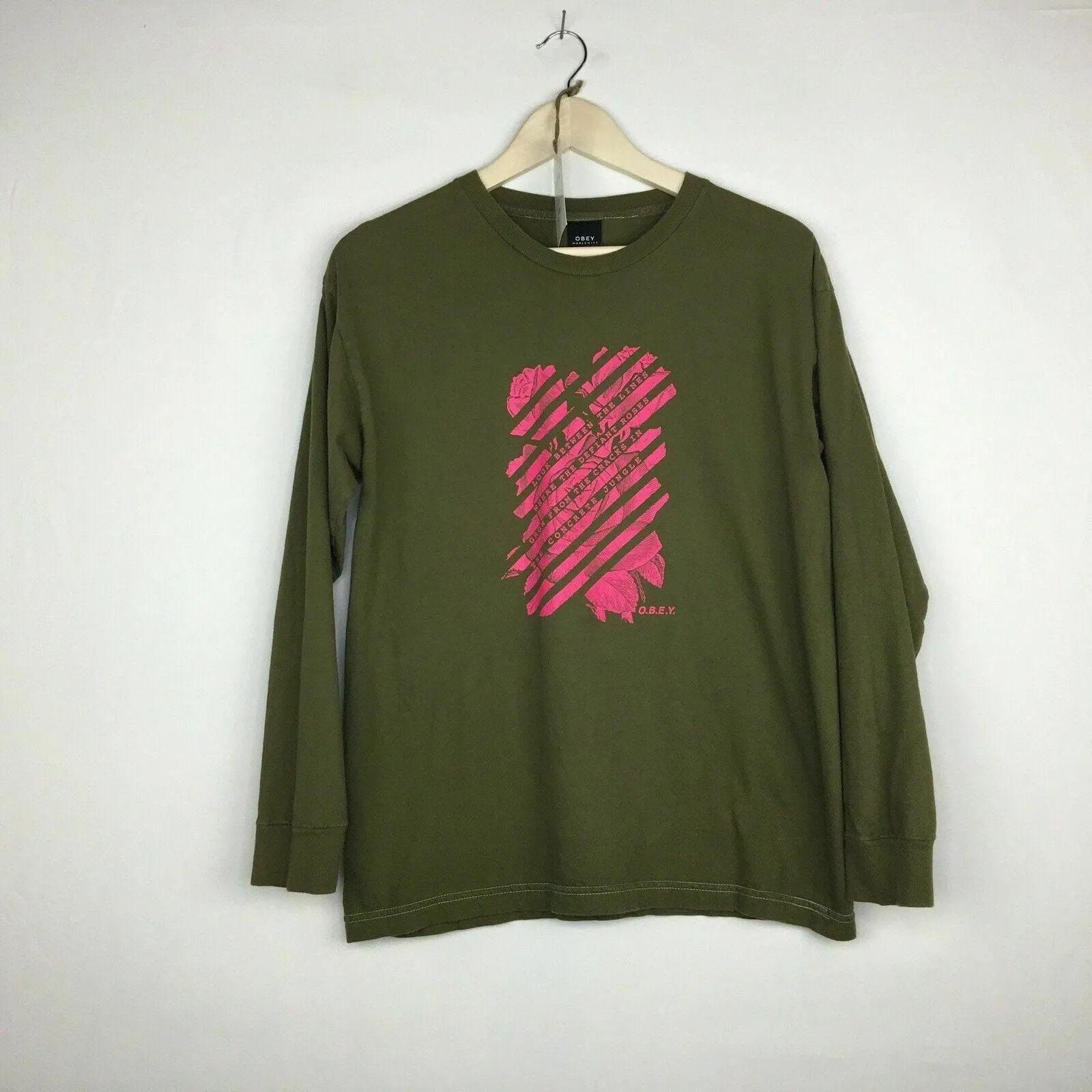 Eye-catching OBEY Mens Graphic Long Sleeve T-Shirt - Size M, Olive Green