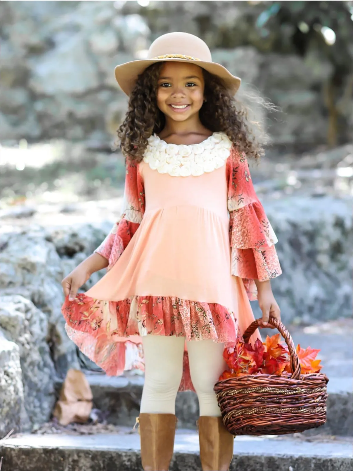 Girls Hi-Lo Tiered Flared Lace Sleeve and Hem Tunic And Legging Set